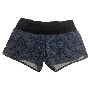 Lululemon Run Times Short *4-way Stretch Sashico Star Inkwell Ghost Size 4